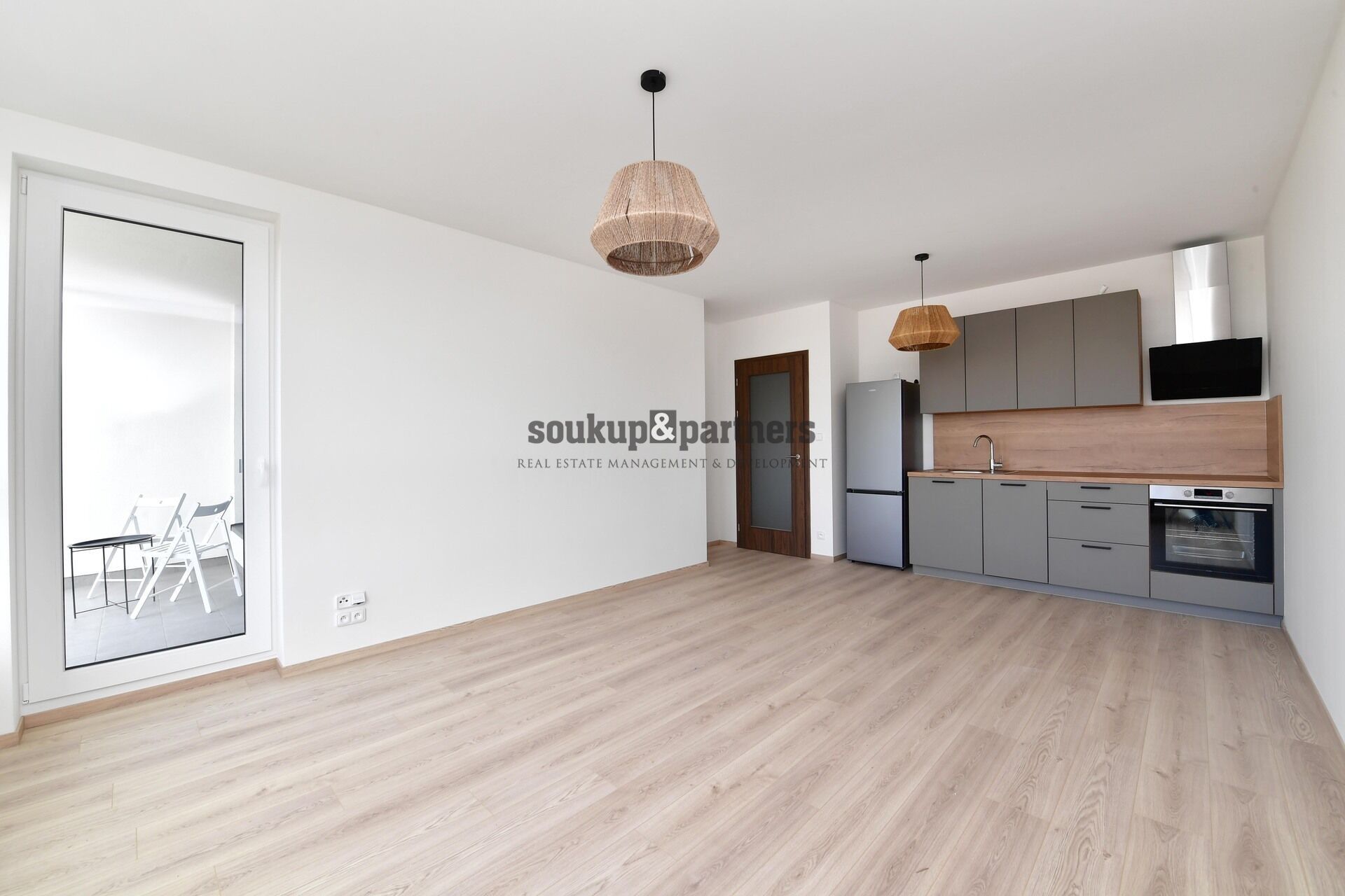 2+kk, Stočesova  , Praha, 53 m²