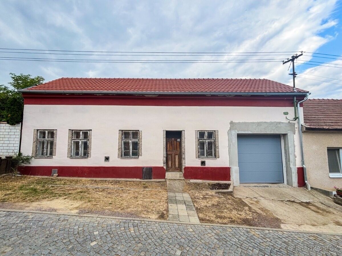 Rodinné domy, Čejkovice, 696 15