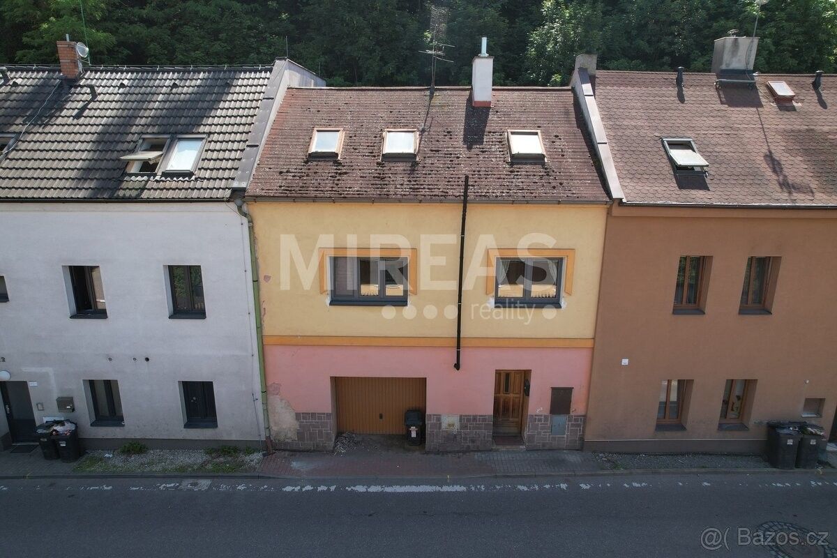 Rodinné domy, Mladá Boleslav, 293 01 - 1