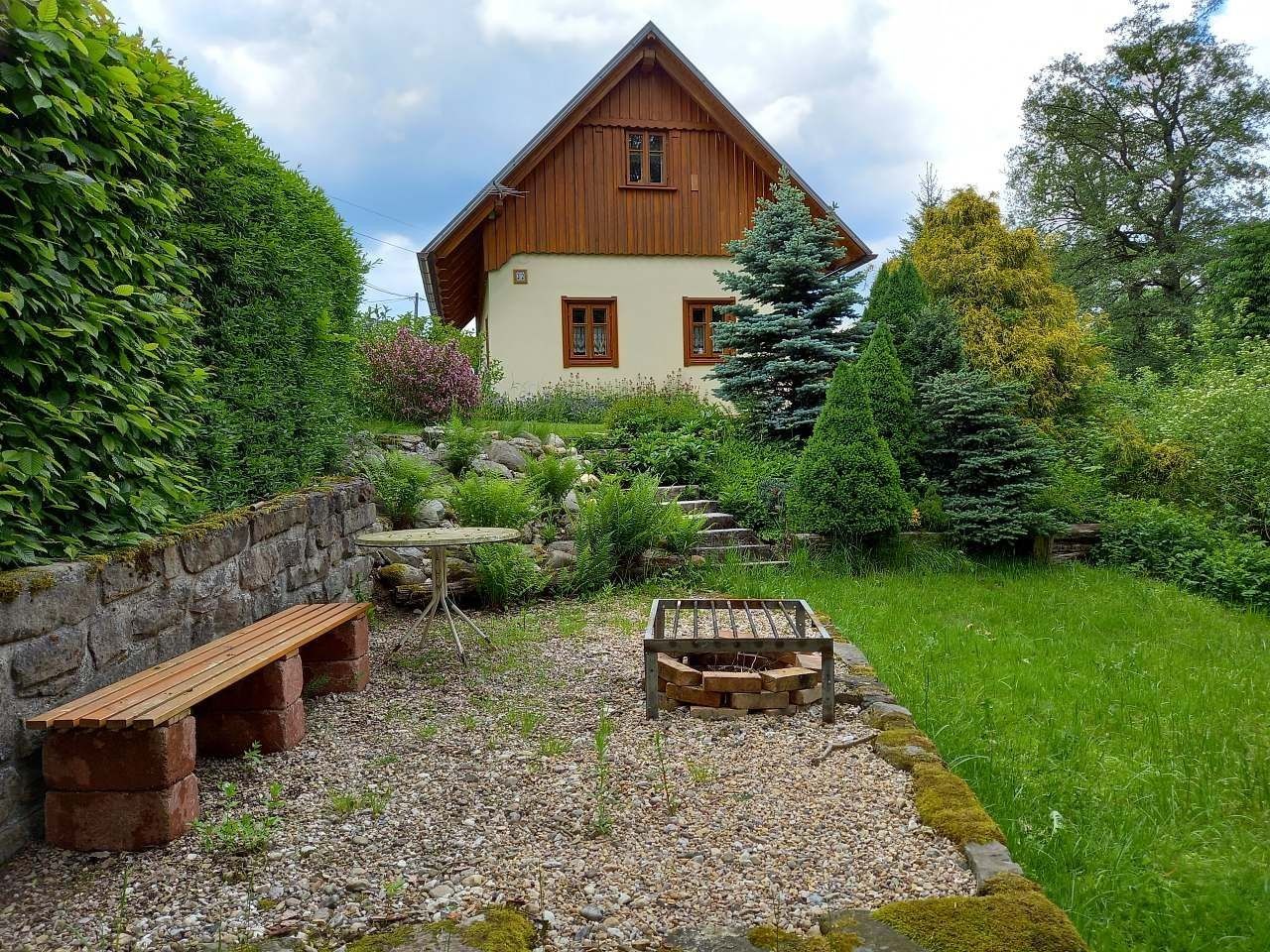 Chaty, Mezilečí - Mezilečí, Královéhradecký kraj