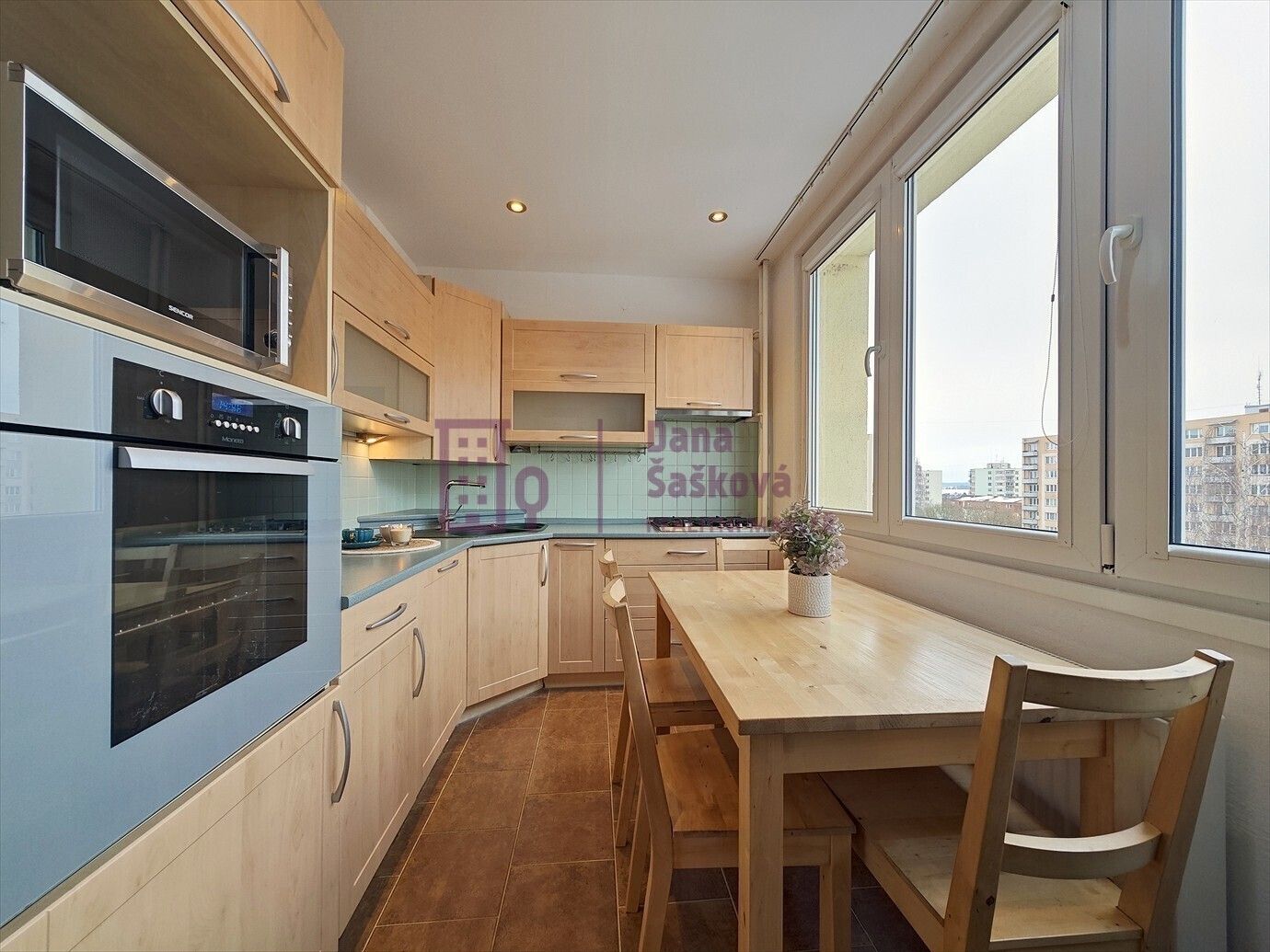 Pronájem byt 3+1 - sídliště Vajgar, Jindřichův Hradec, 64 m²