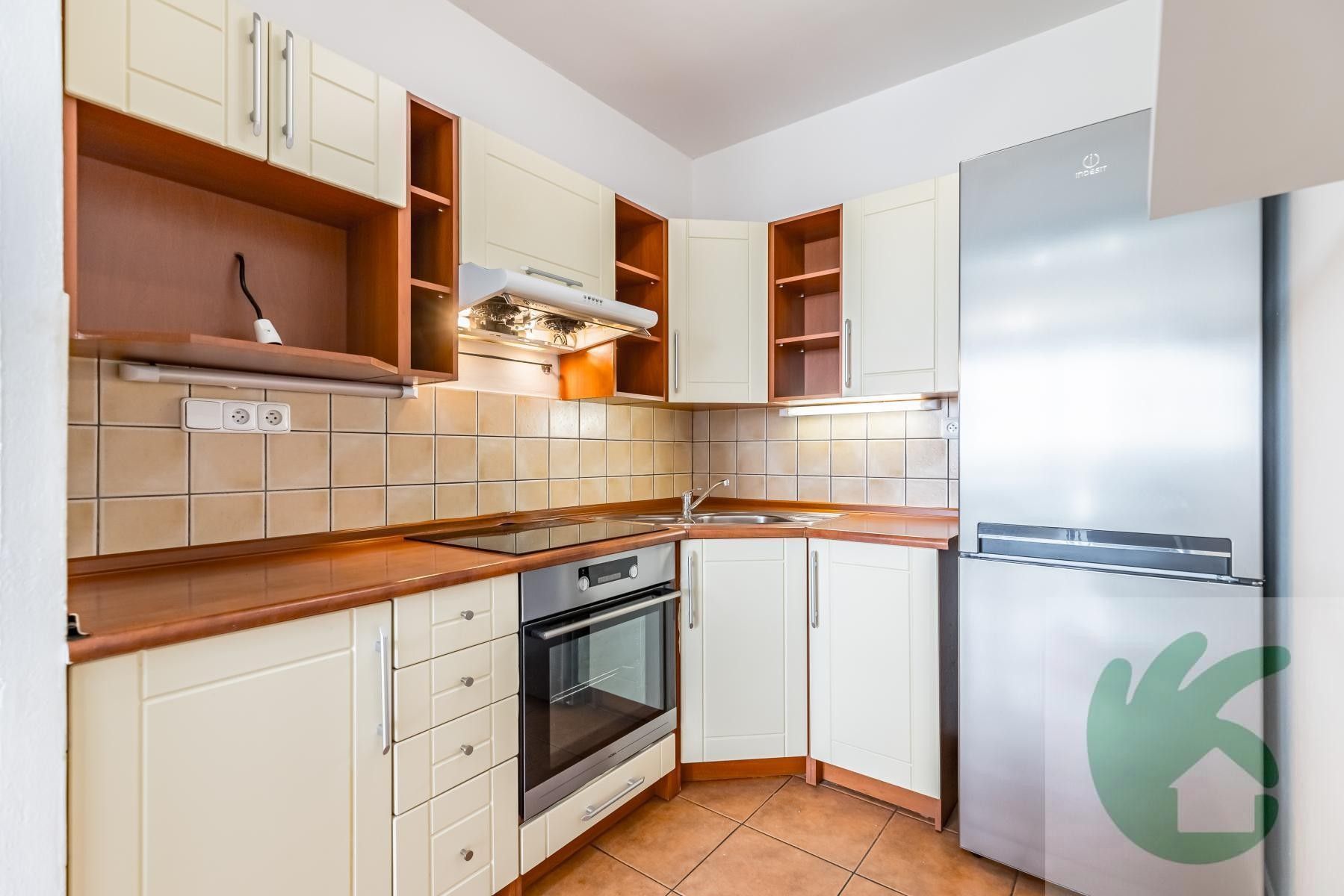 2+kk, Sportovní, Mělník, 41 m²