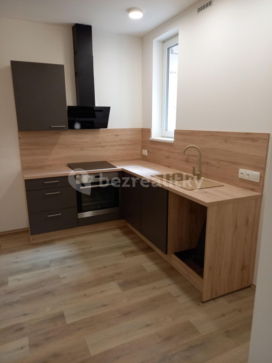 2+1, Černošická, Praha - Lipence, 65 m² - 1