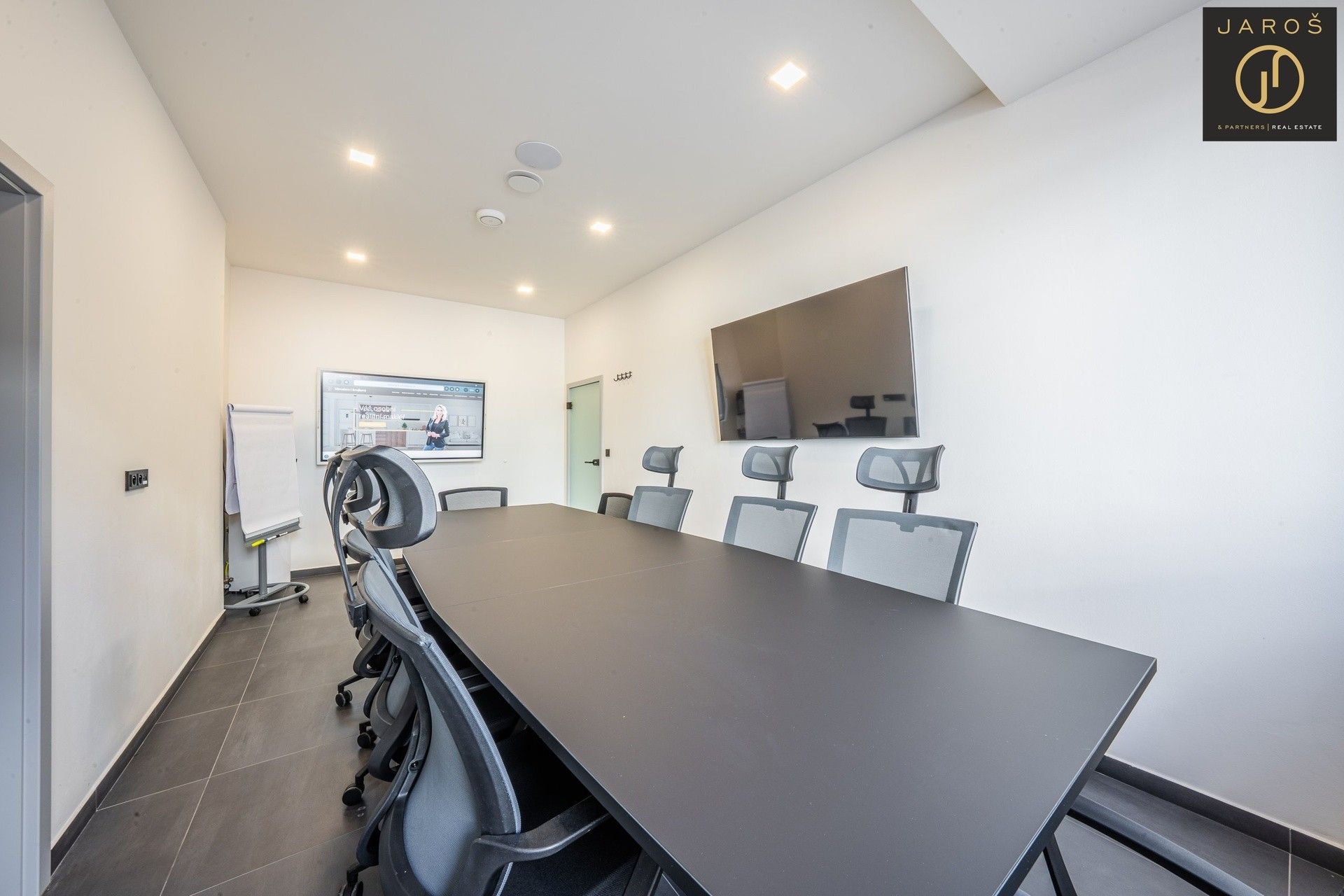 Prodej obchodní prostory - Huťská, Kladno, 402 m²