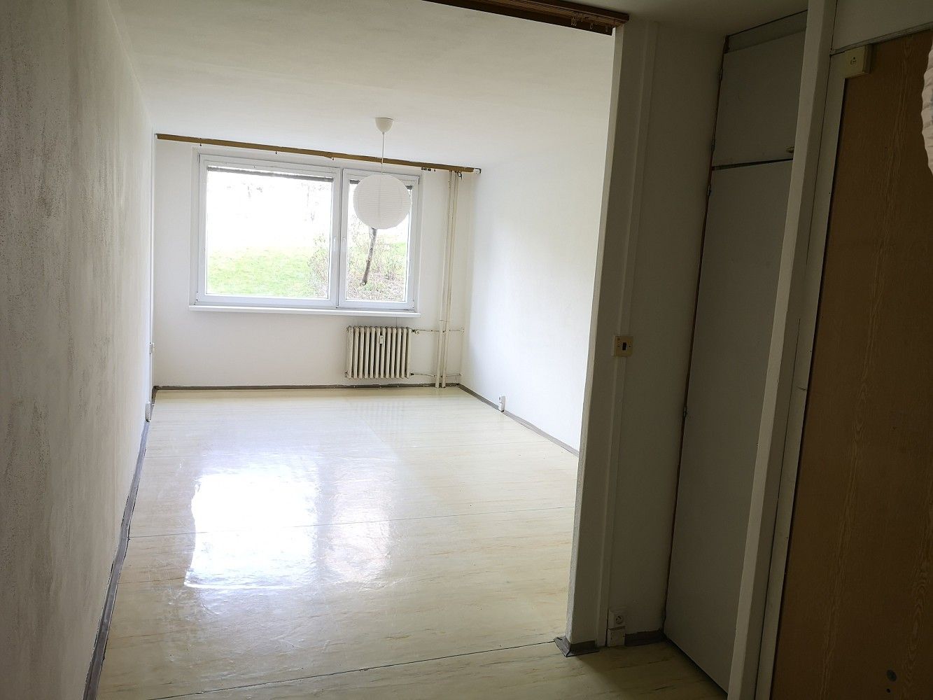 Byt 2+kk · 50 m² · Praha - Petrovice, okres Praha 15, Hlavní město Praha - 3