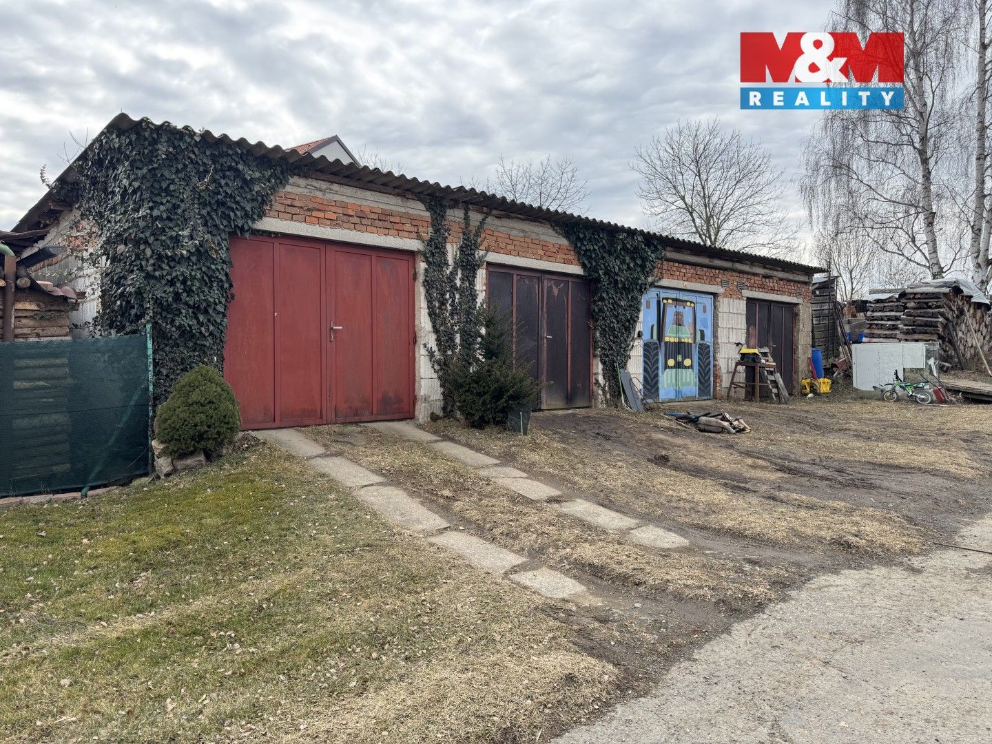 Prodej garáž - Hvožďany, Bechyně, 26 m²