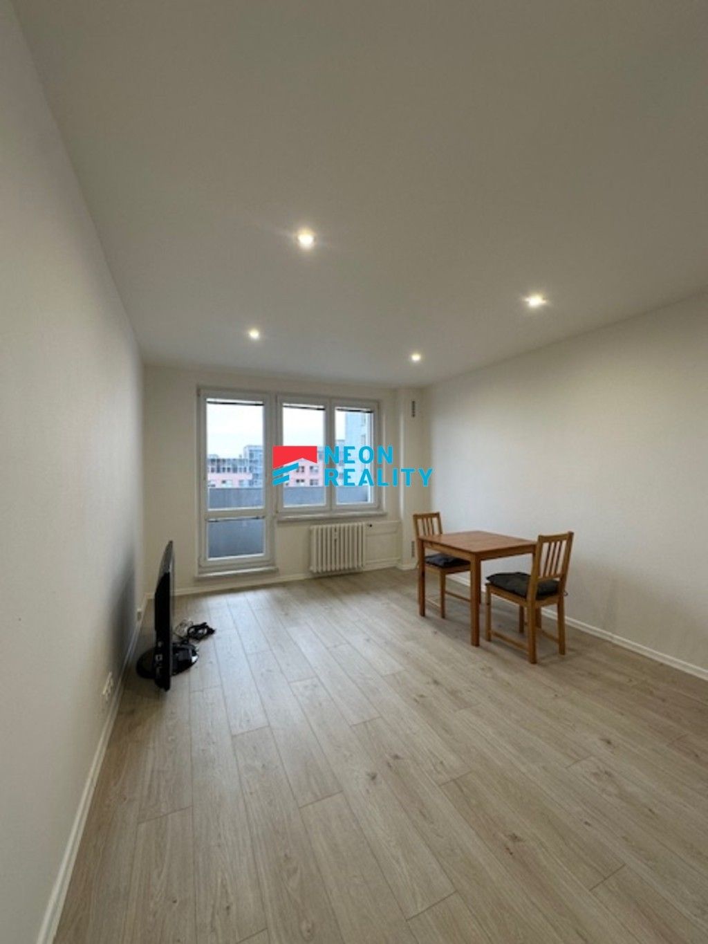 Pronájem byt 1+kk - Nádražní, Ostrava, 29 m²