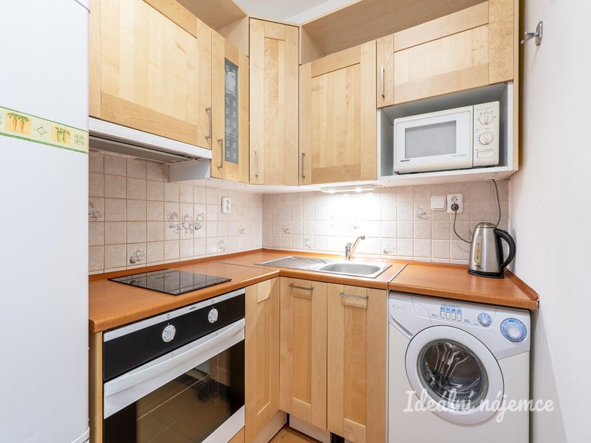 2+kk, Želivecká, Praha, 36 m²