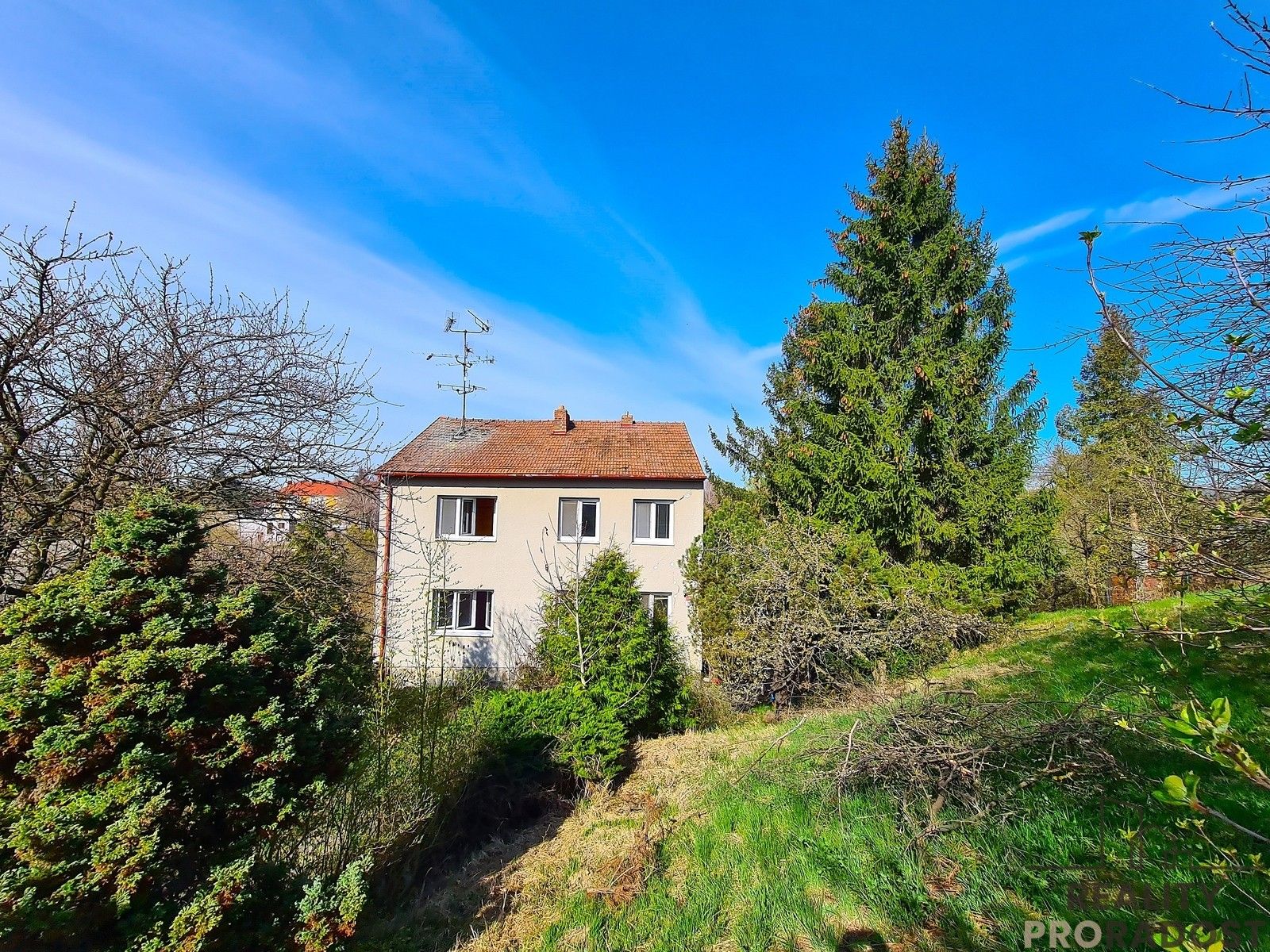 Prodej rodinný dům - Tománkova, Rousínov, 230 m²