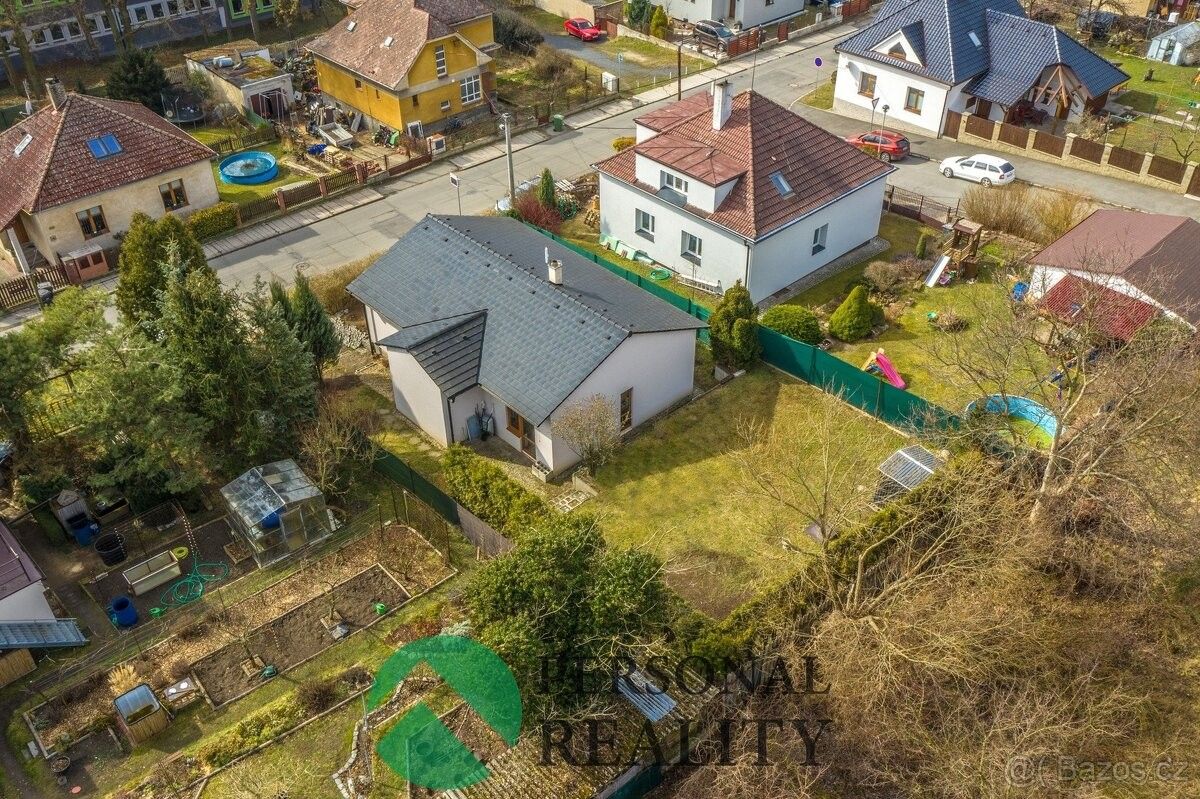 Rodinné domy, Býkev, 276 01