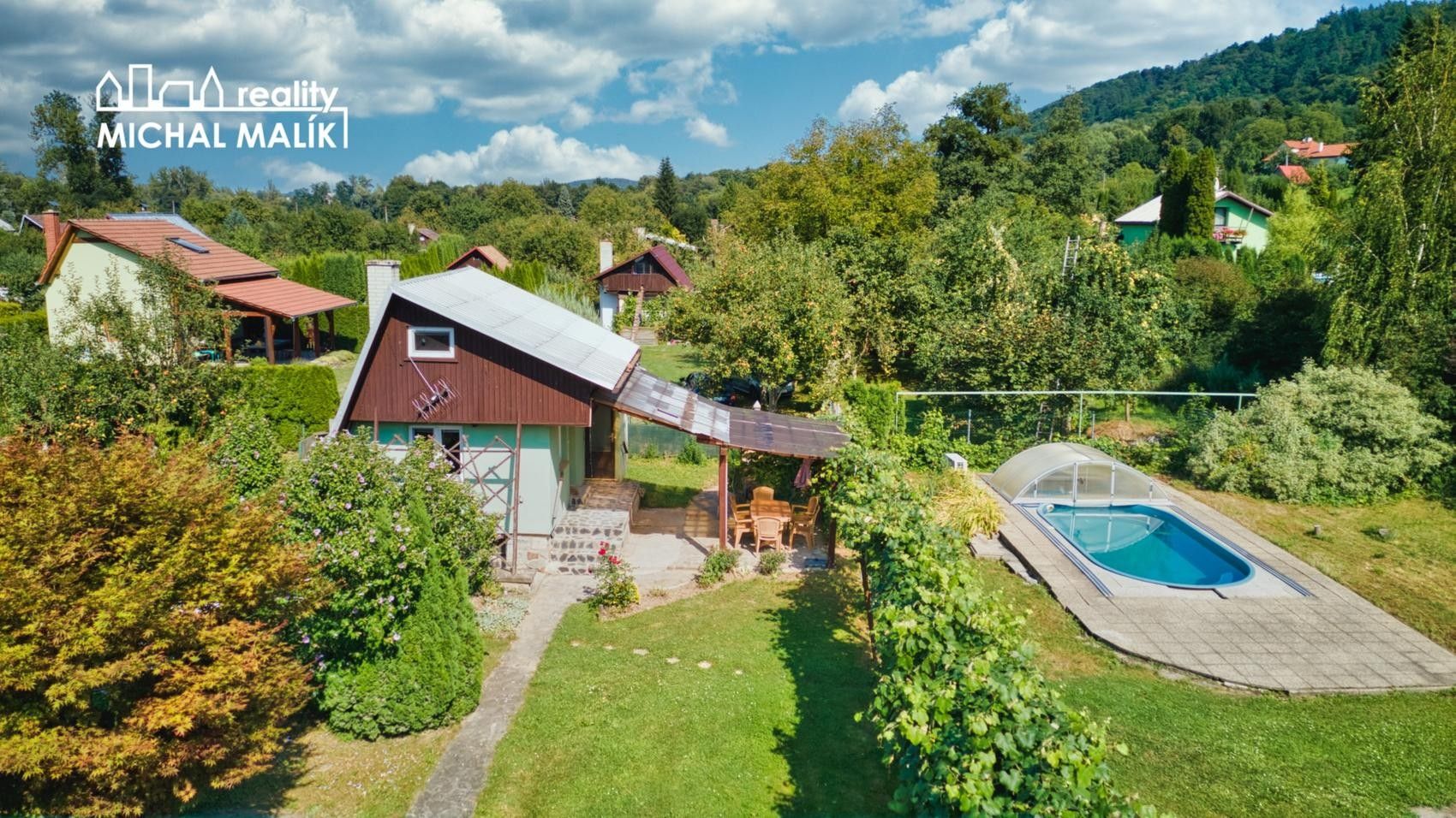 Chaty, Pod Křivým, Hranice, 28 m²