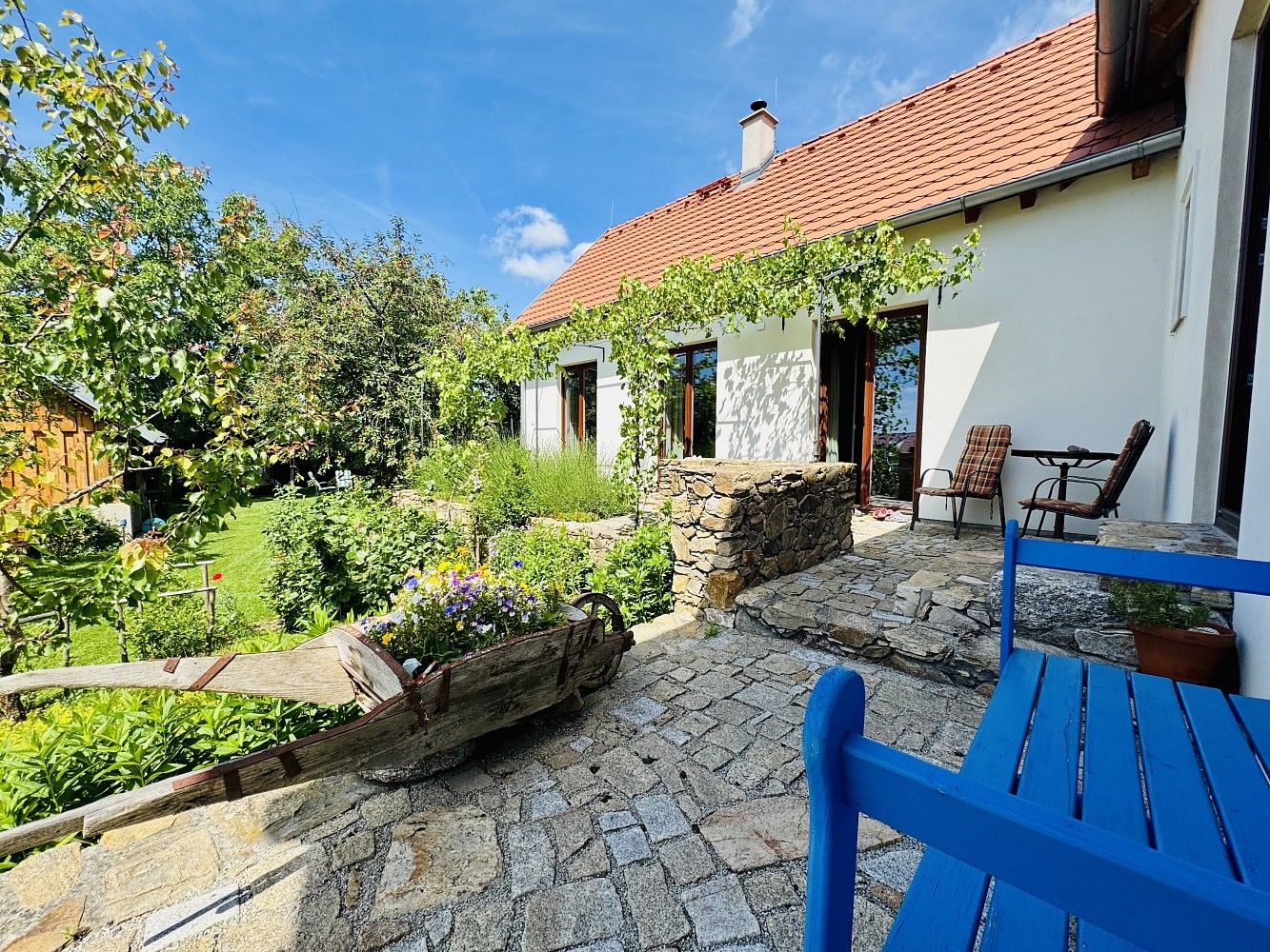 Rodinné domy, Adamov, okres České Budějovice, Jihočeský kraj, 200 m² - 2