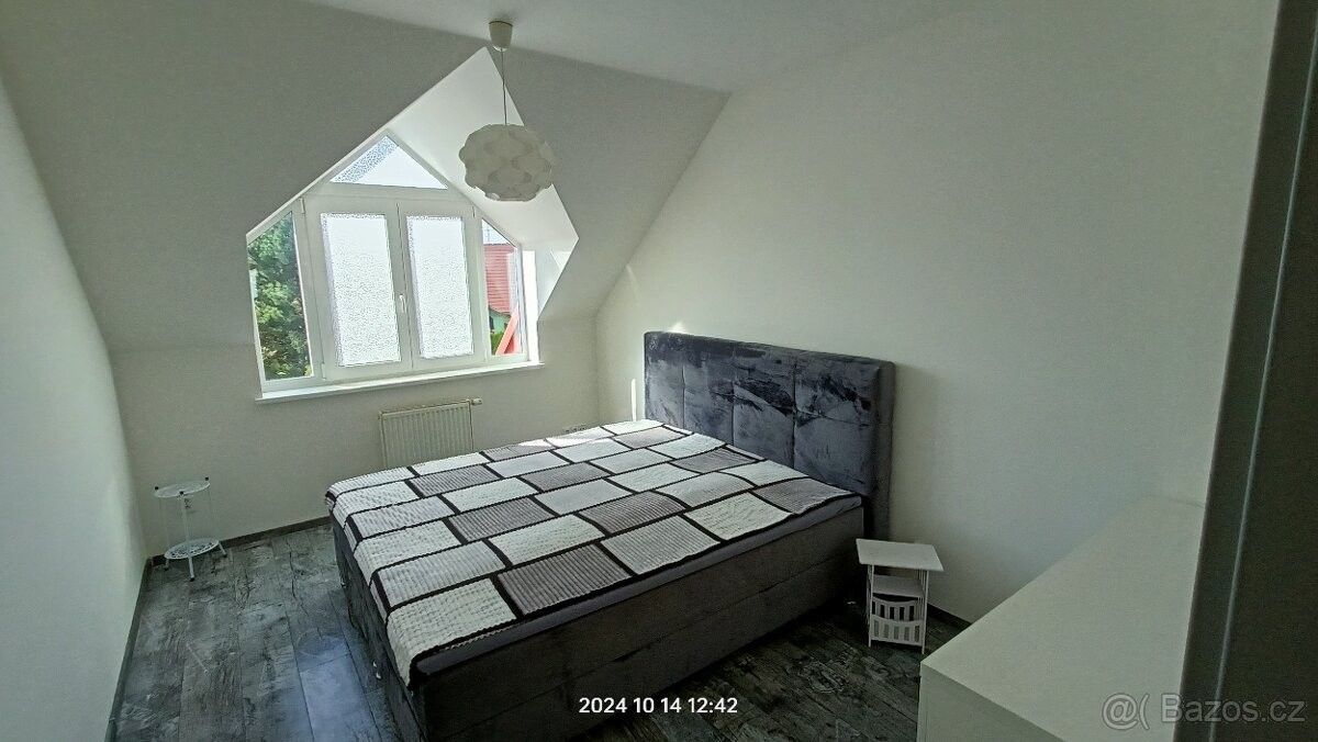 Pronájem byt - Pozořice, 664 07