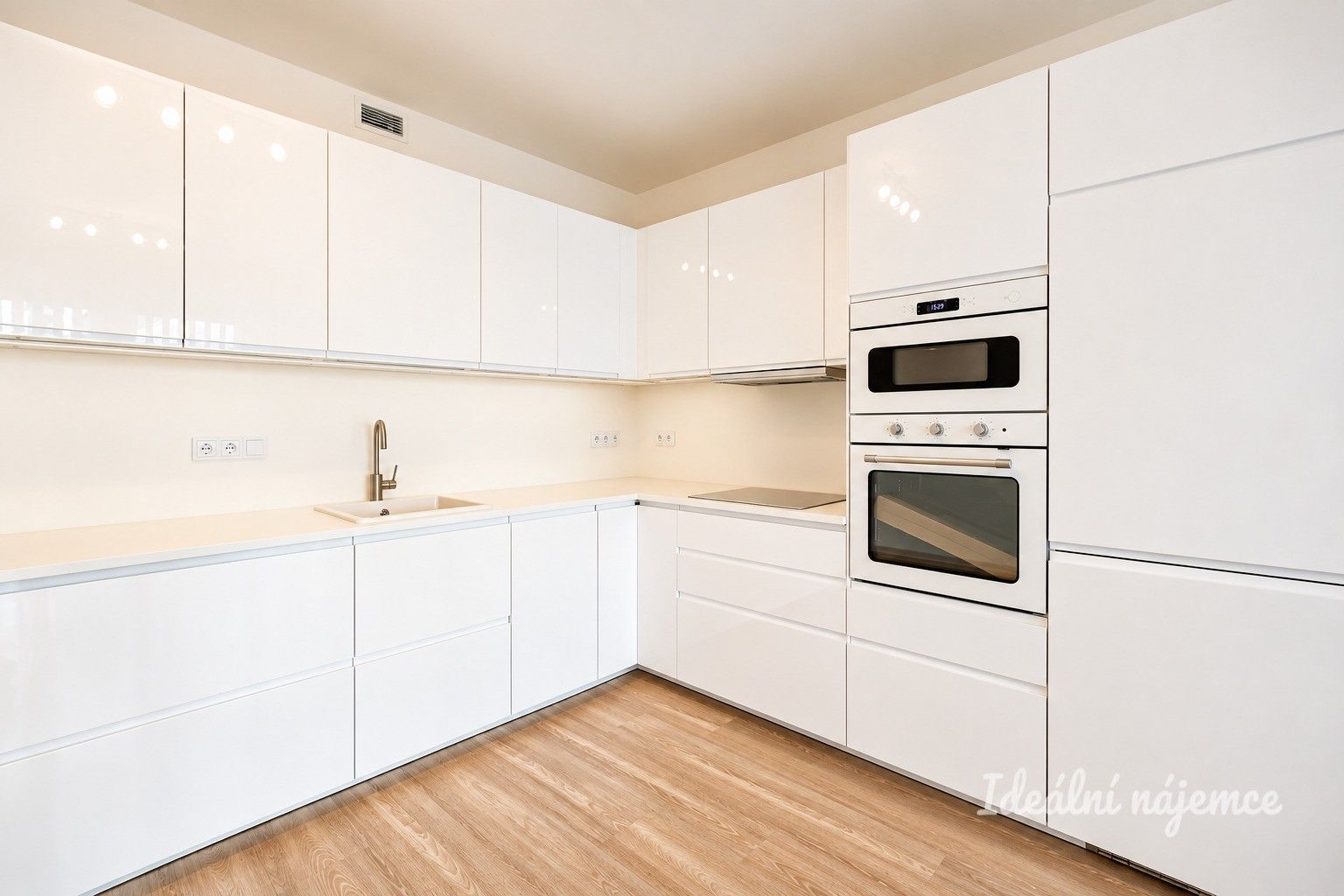 2+kk, Poděbradská,Hloubětín - Praha 9,Praha, 53 m² - 2