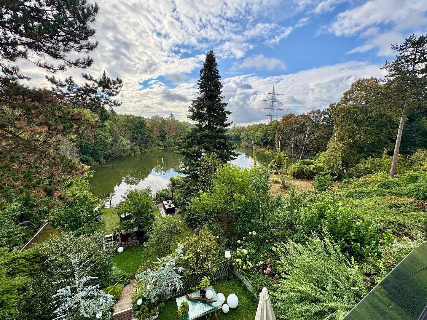 6+kk a více, Leverkusen Küppersteg Nordrhein-Westfalen 51373, 140 m² - 1