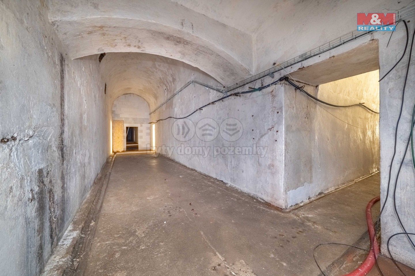 Výrobní prostory, Plzeňská, Štěnovice, 1 366 m²