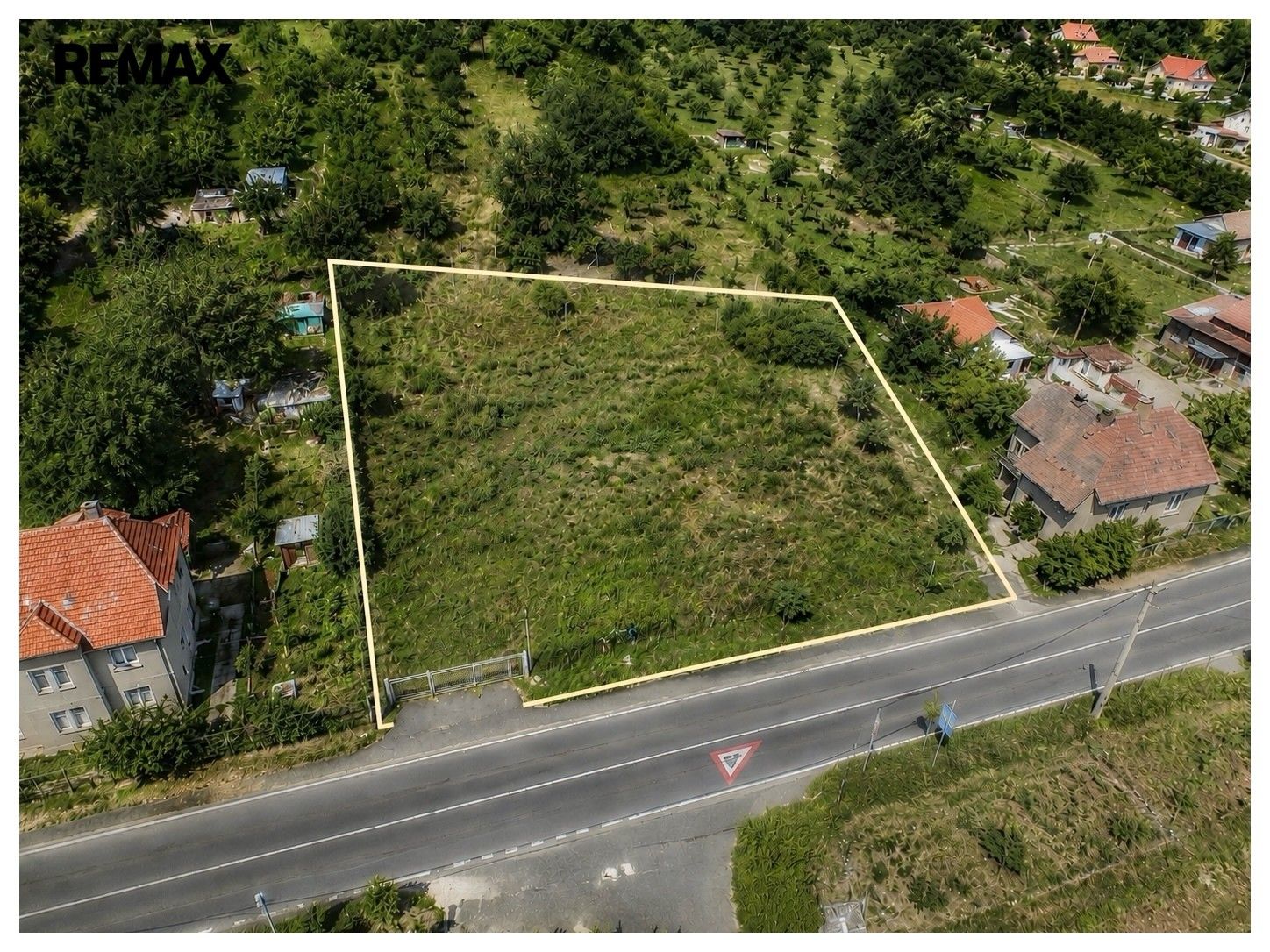 Pozemky pro bydlení, Želkovice, 1 936 m² - 2