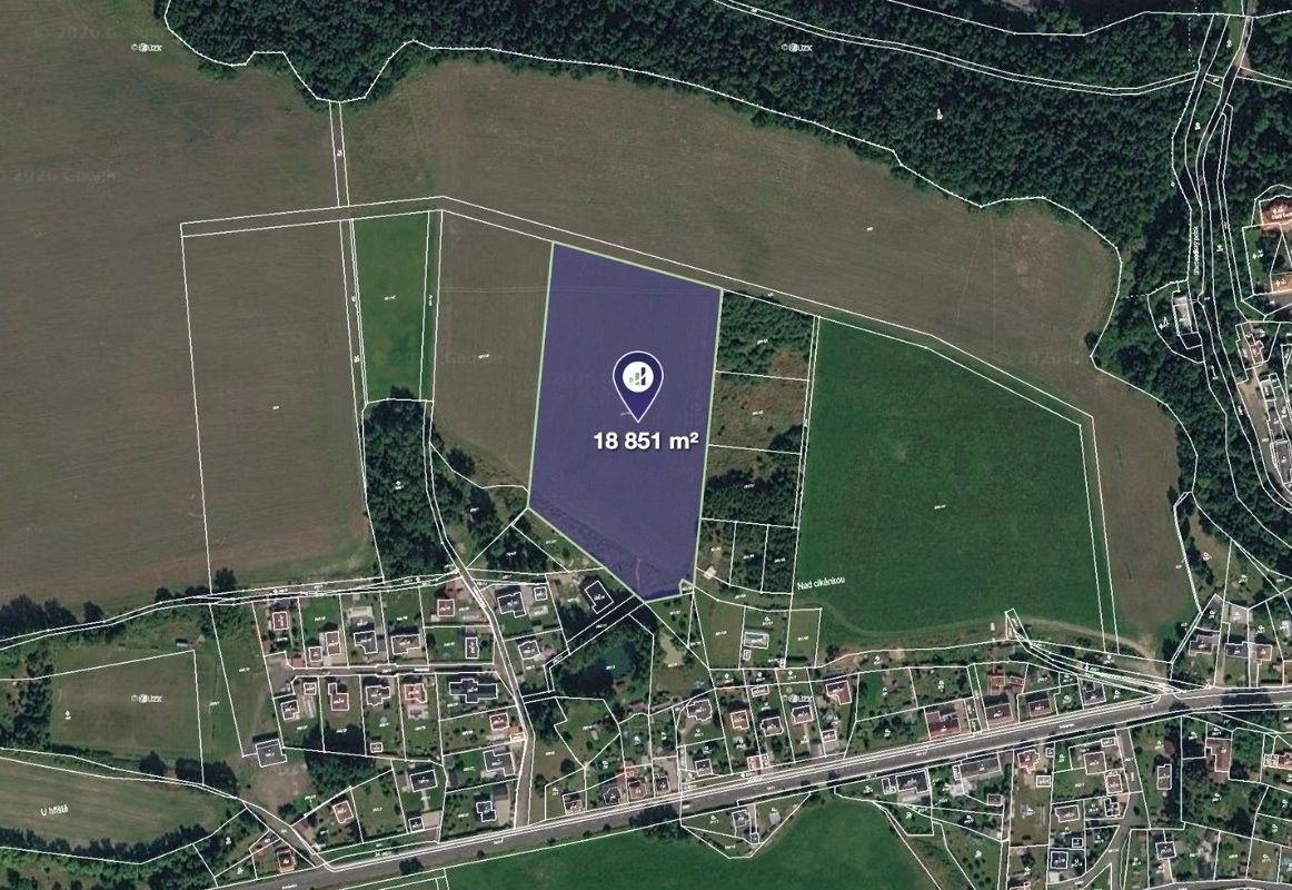 Komerční pozemek, 18 851 m²