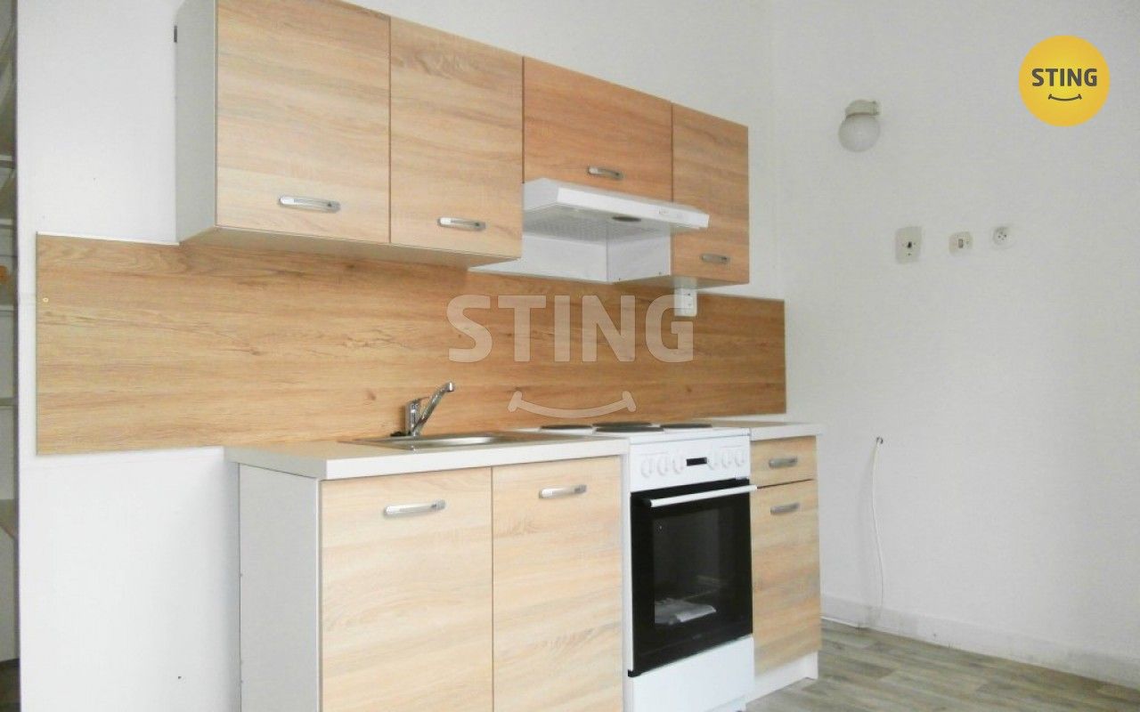 Pronájem byt 2+1 - Neumannova, Žďár nad Sázavou, 52 m²