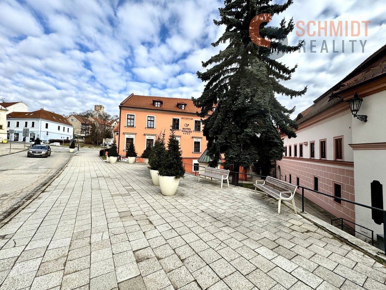 Pronájem kancelář - Kostelní nám., Mikulov, okres Břeclav, 28 m² - 5