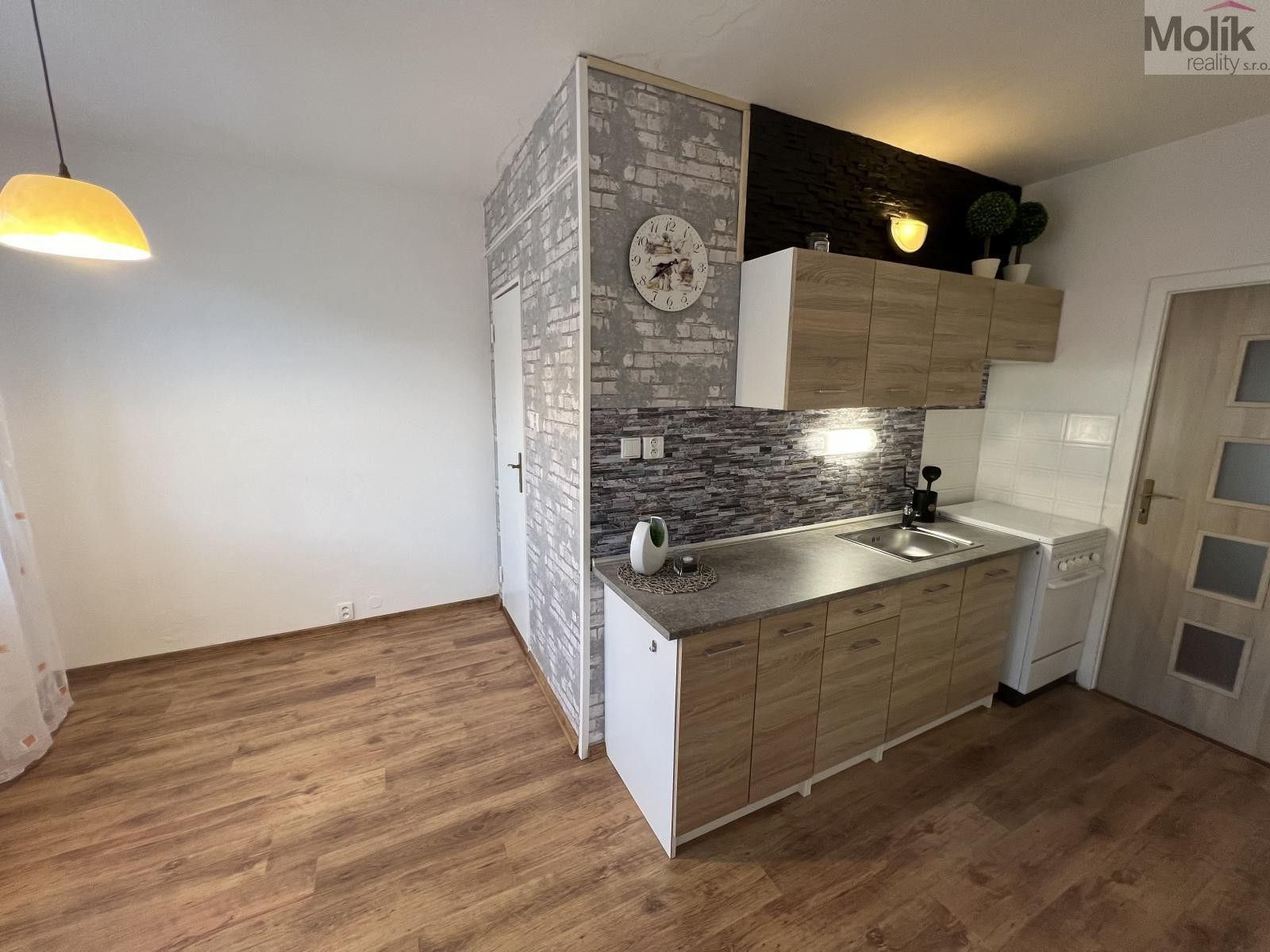 Prodej byt 2+1 - Karla Čapka, Krupka, 61 m²