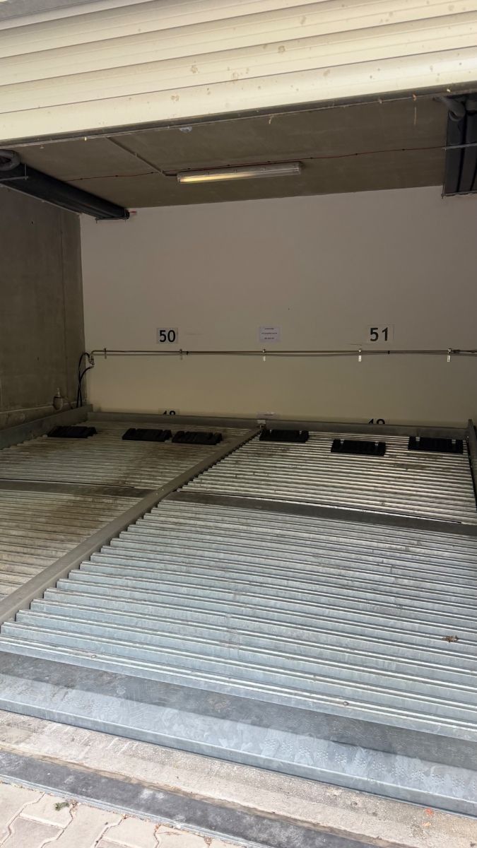 Garáž, 12 m²