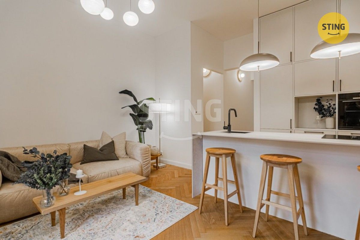 2+kk, náměstí Bratří Synků 400, Praha Nusle, 51 m² - 2