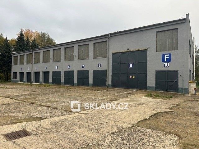 Sklady, Žalany, 903 m² - 1