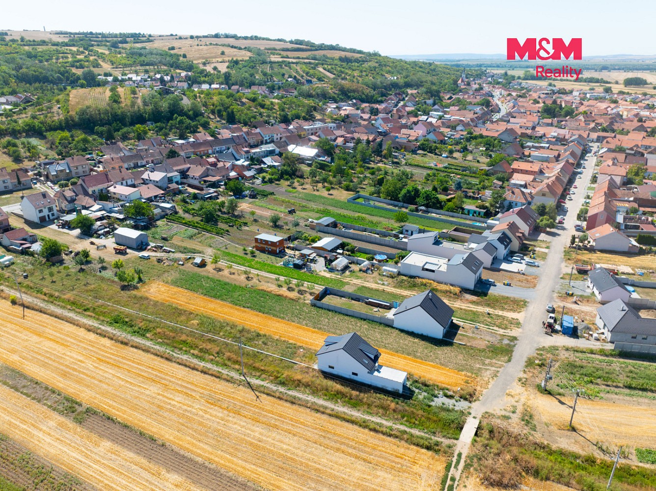 Prodej pozemek pro bydlení - Blučina, okres Brno-venkov - 5