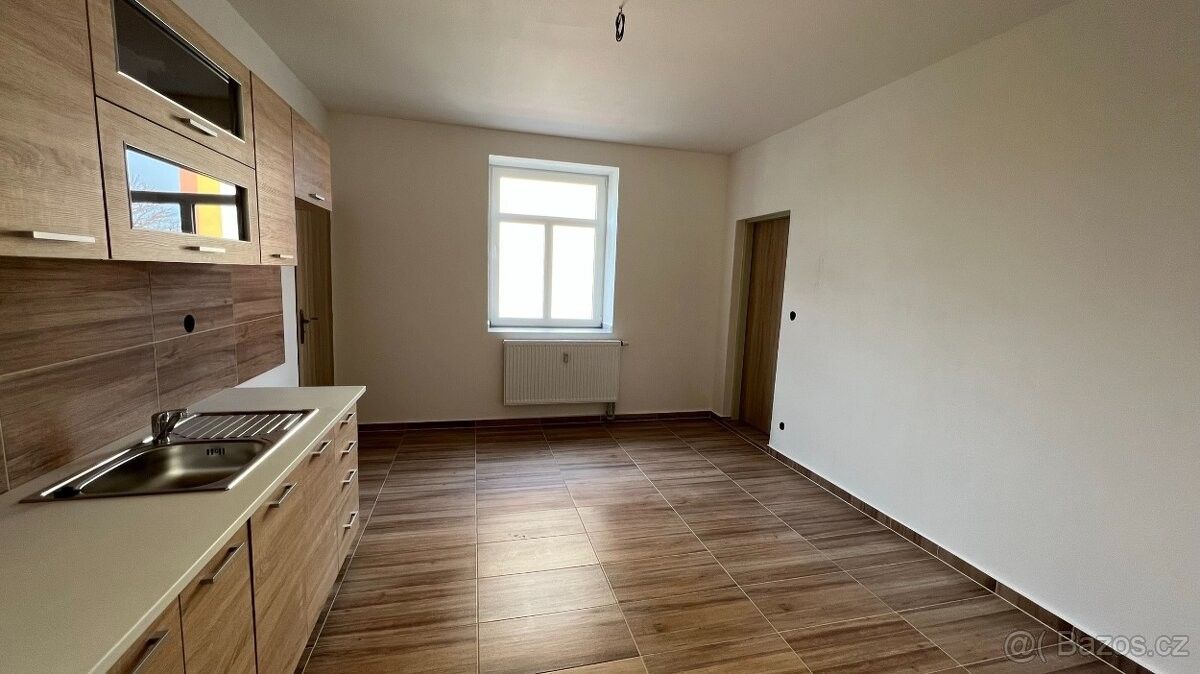 Byty, Lužec nad Vltavou, 277 06 - 1