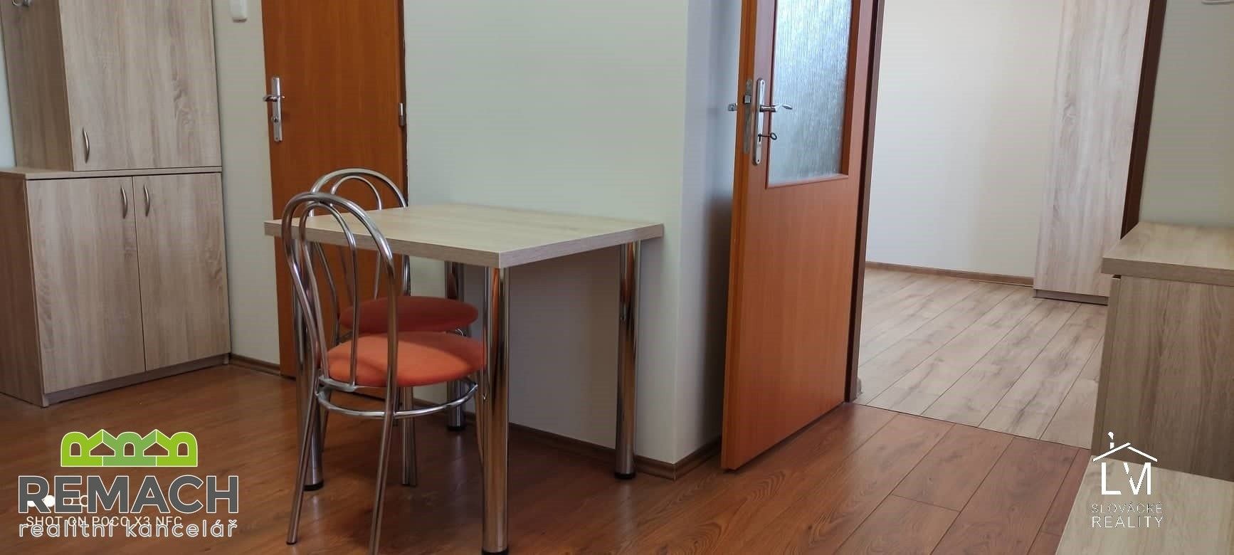 Pronájem byt 1+1 - Velehradská, Staré Město, 35 m²