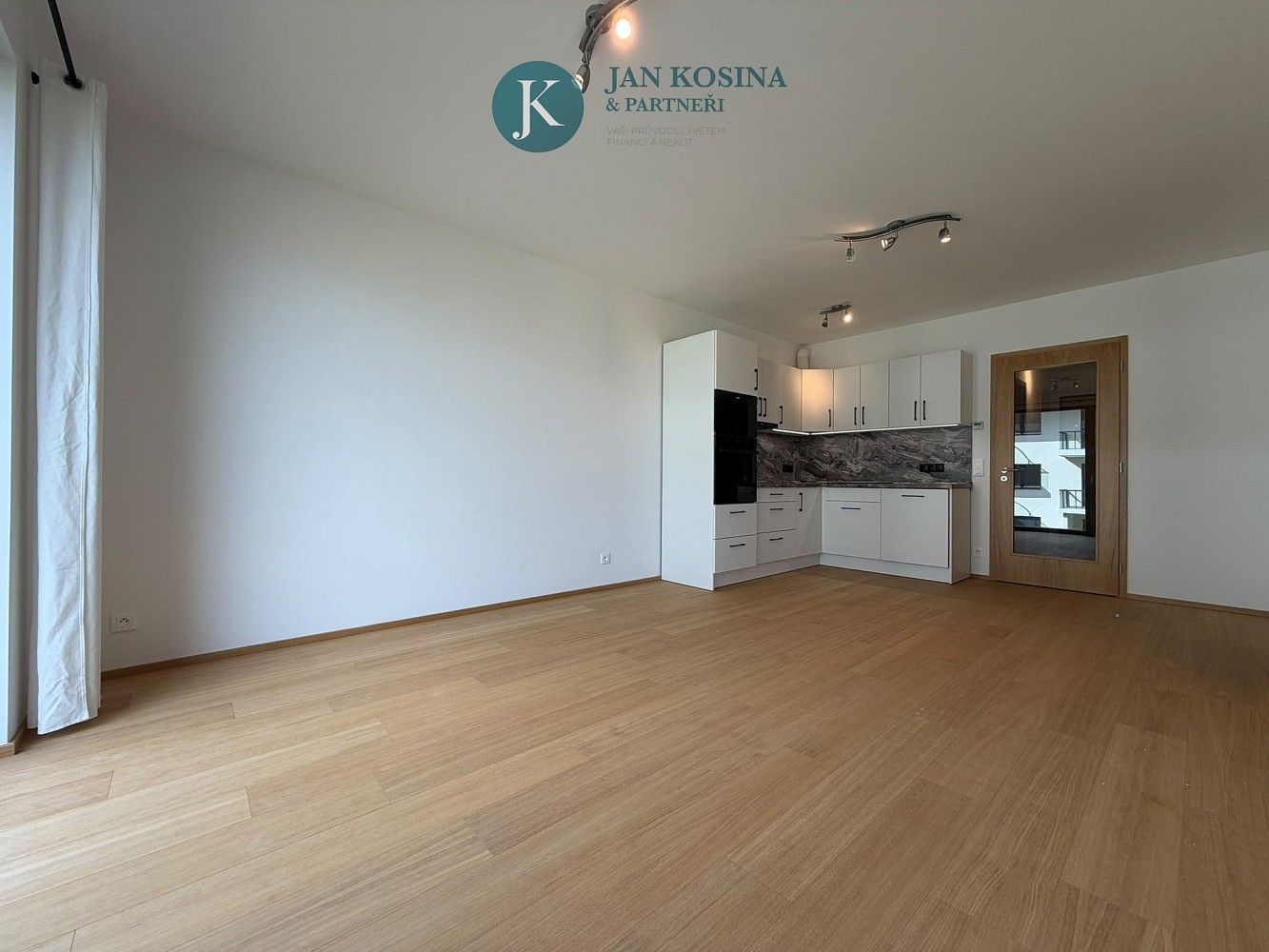 Byt 2+kk · 51 m² · Praha - Dolní Chabry, okres Praha 8, Hlavní město Praha - 3