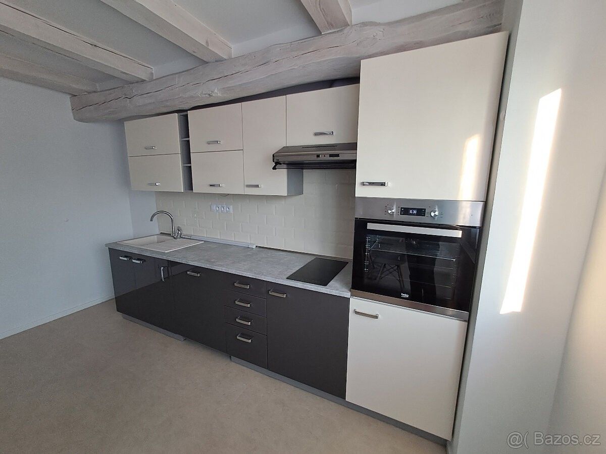 Pronájem byt - Lišany u Rakovníka, 270 52