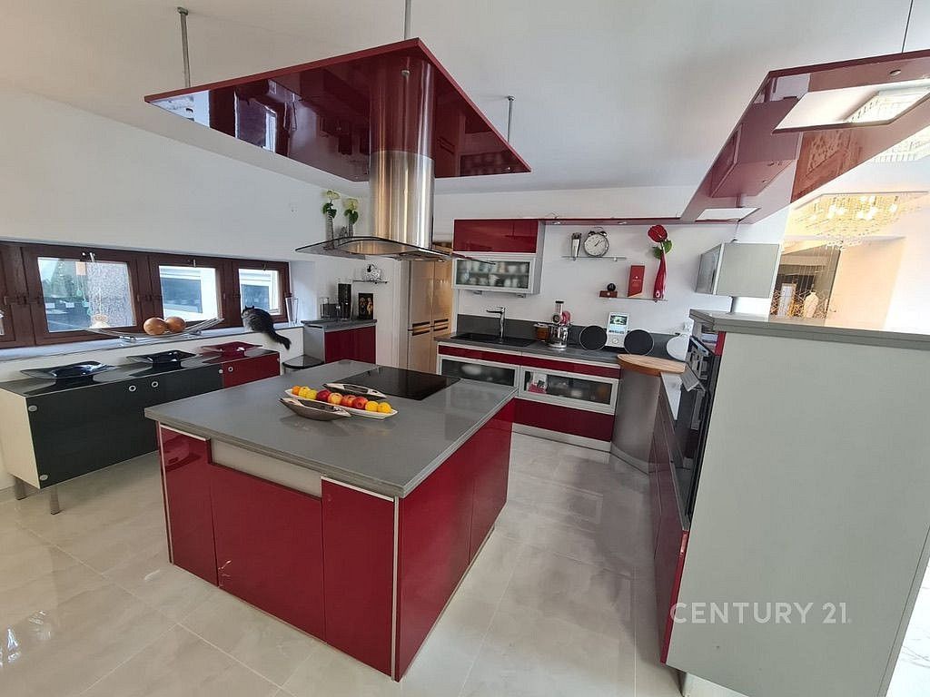 Prodej rodinný dům - Praha - Kamýk, okres Praha 12, Hlavní město Praha, 972 m² - 5