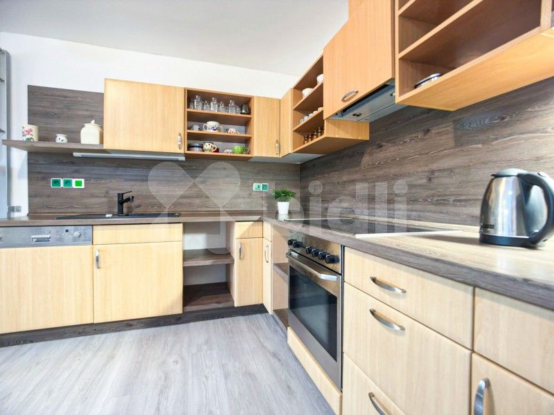 Prodej rodinný dům - Žárovná, 300 m²