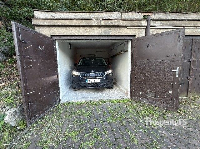 Garáž · 19 m² · Ústí nad Labem - 3