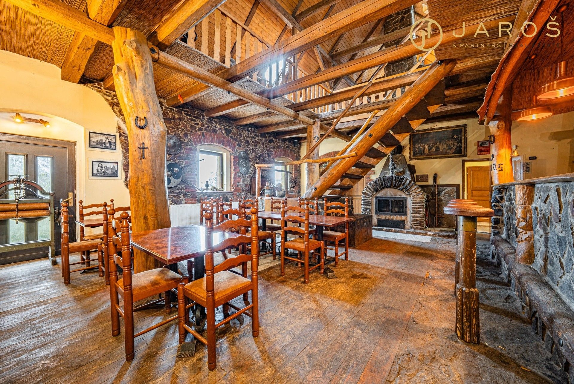 Prodej restaurace - Útočiště, Klášterec nad Ohří, 590 m²