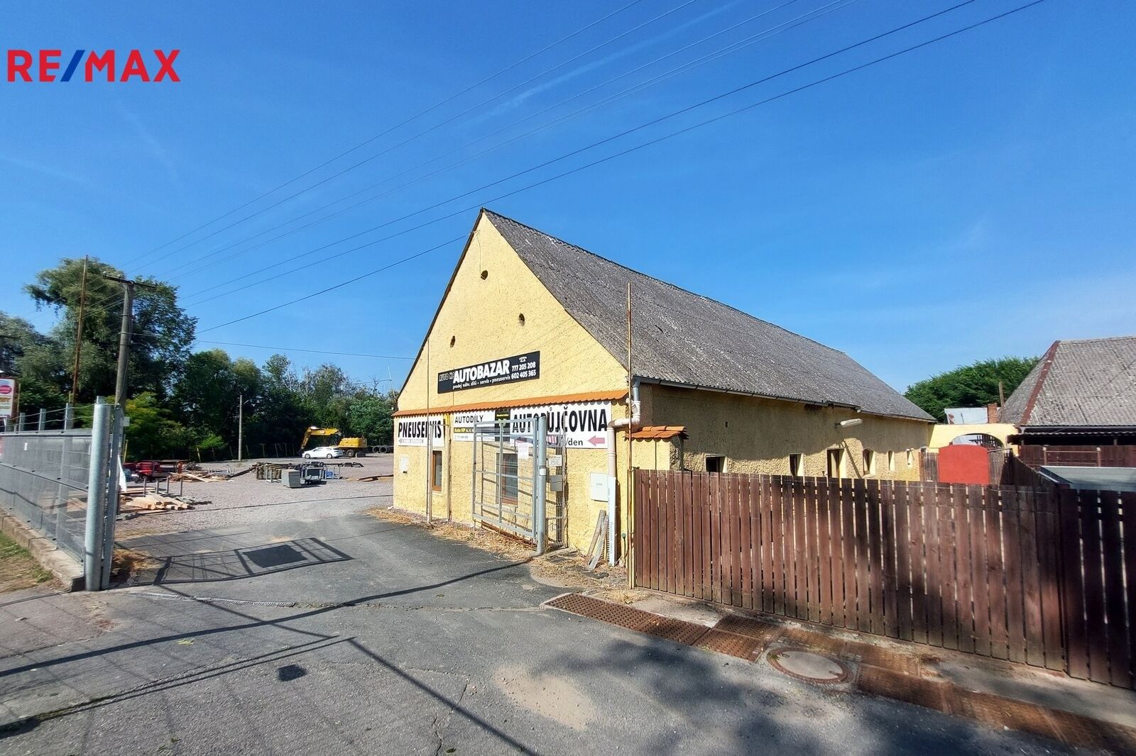 Prodej komerční - Církvice, 342 m²