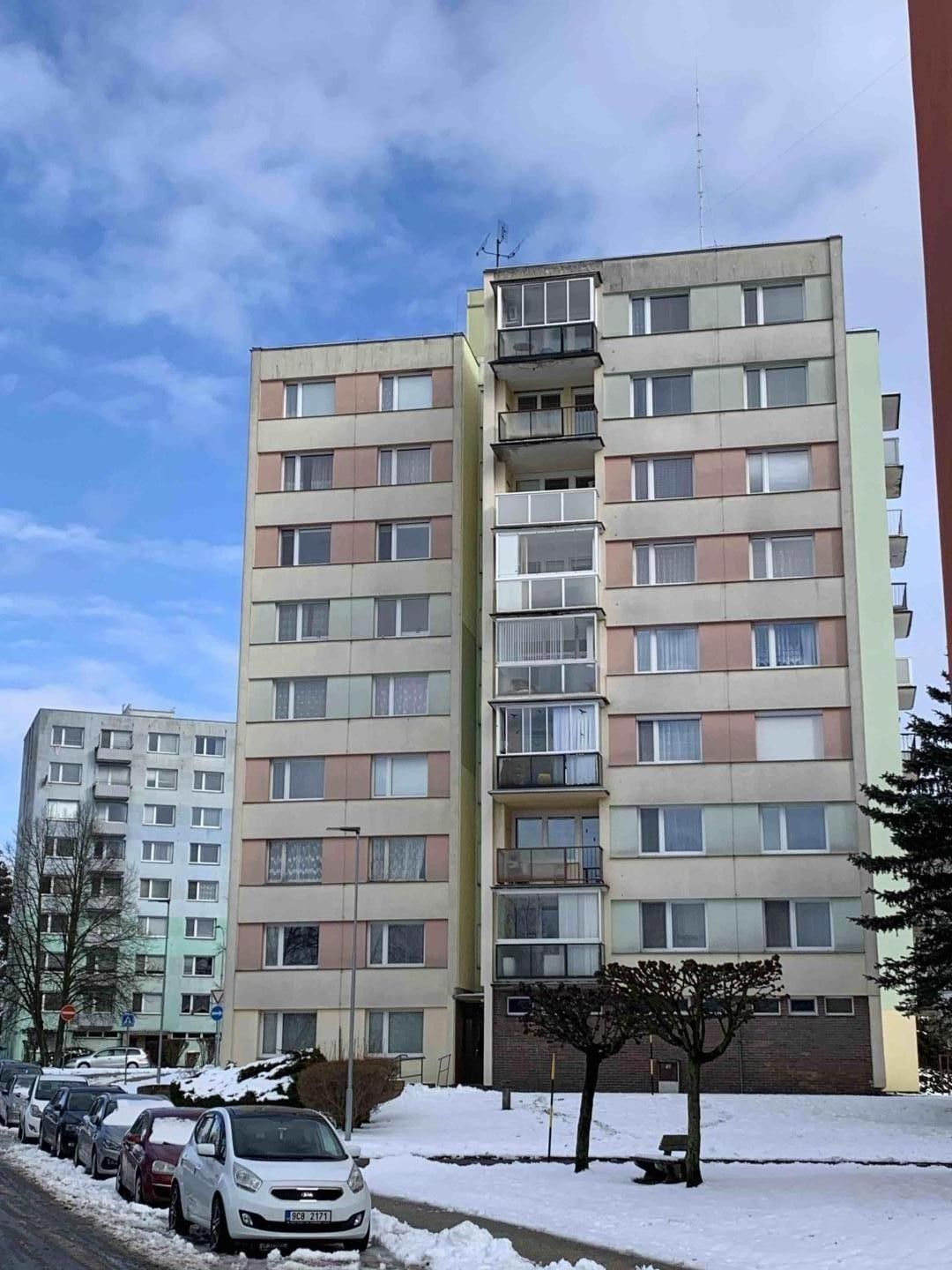 3+1, sídliště Vajgar, Jindřichův Hradec, 74 m²