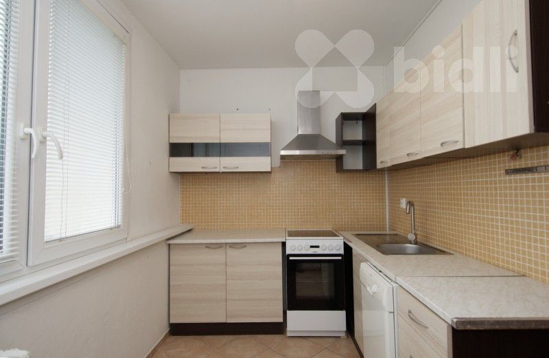 Prodej byt 2+1 - Krhanická, Praha, 54 m²