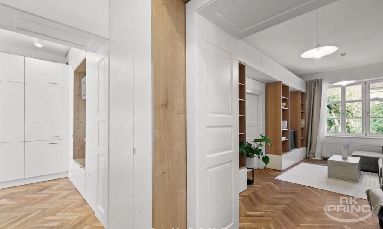 3+1, Valentinská, Praha, 90 m²