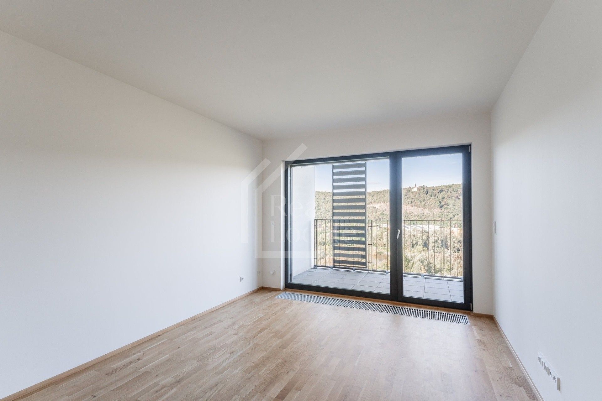 2+kk, Mezi vodami, Praha, 54 m²