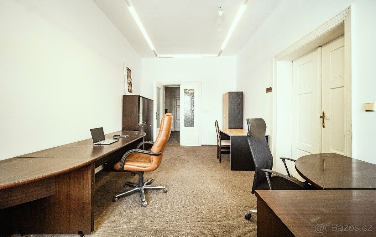 Prodej kancelář - Broumov, 550 01