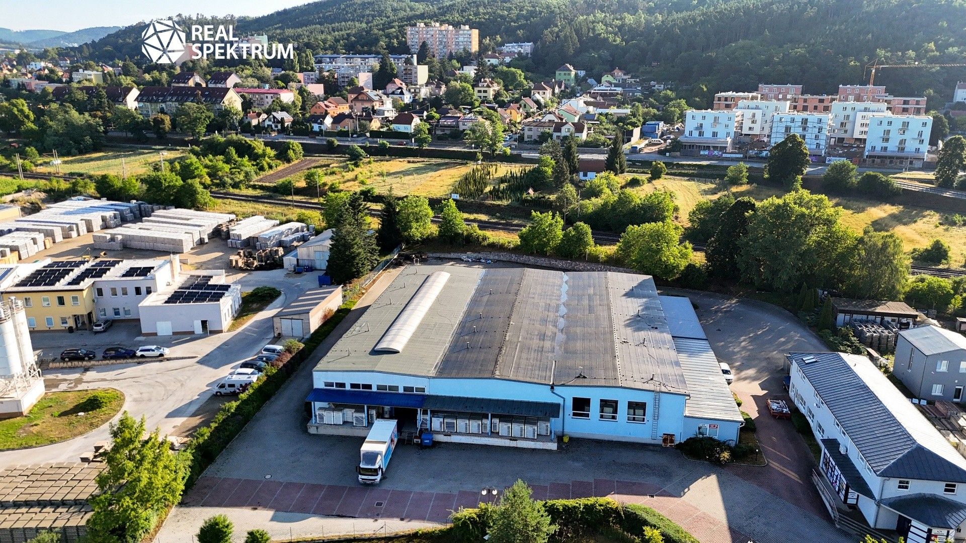 Sklady, Olbrachtova, Tišnov, 2 908 m²