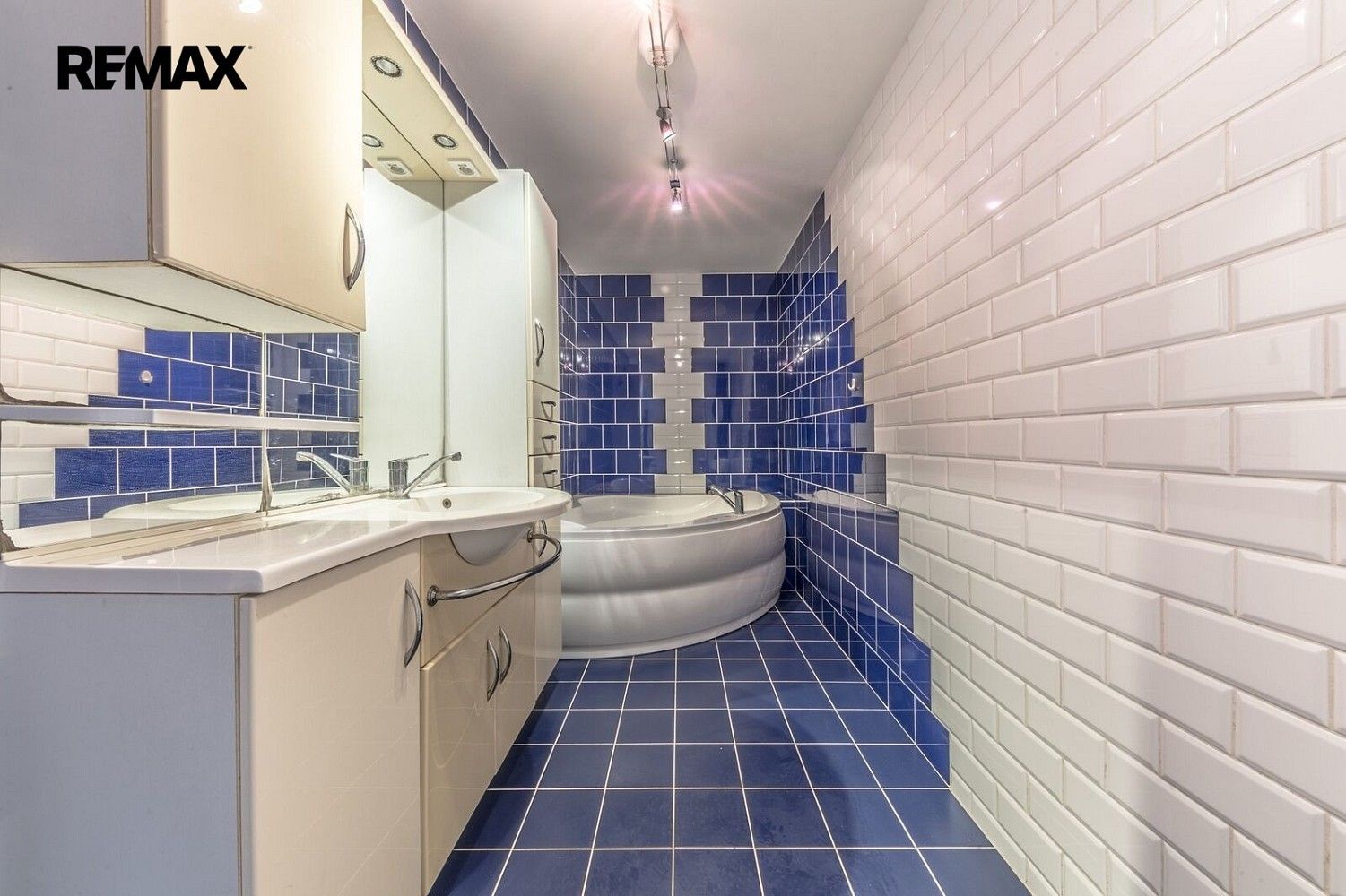Prodej rodinný dům - Tuřany, okres Kladno, Středočeský kraj, 160 m² - 5