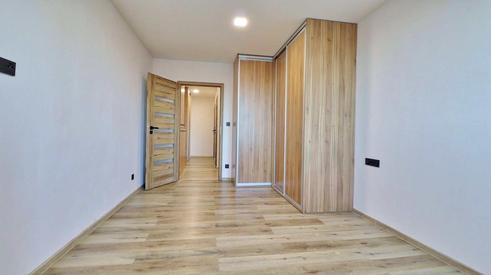 2+kk, Gen. Janka, Ostrava, 60 m² - 2