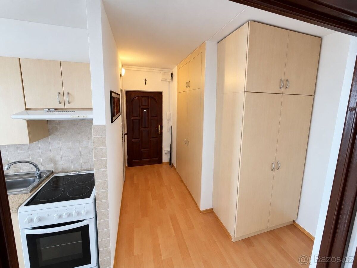Pronájem byt - Veselí nad Moravou, 698 01 - 5