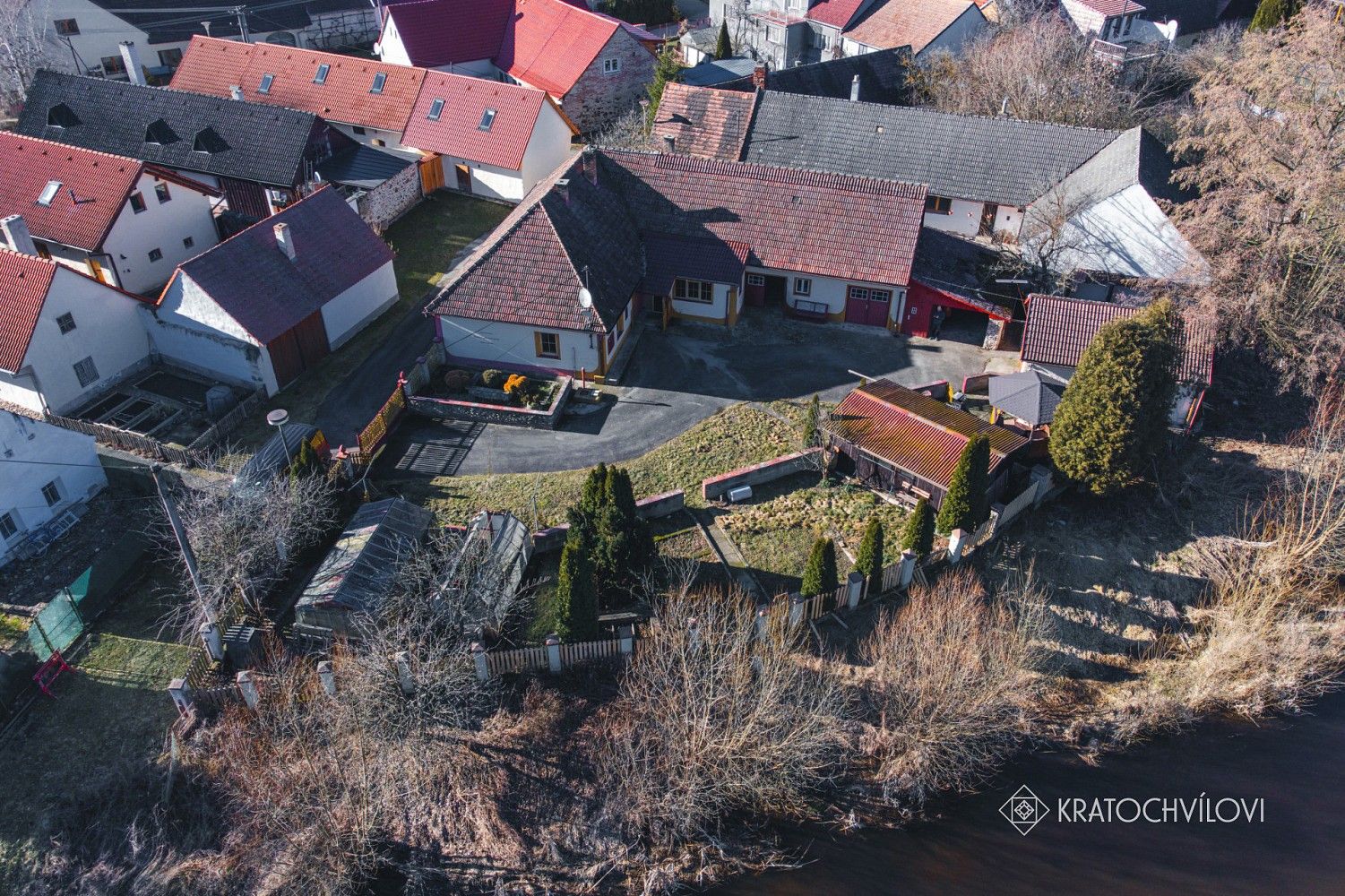 Rodinné domy, Strunkovice nad Blanicí, okres Prachatice, Jihočeský kraj, 104 m² - 2