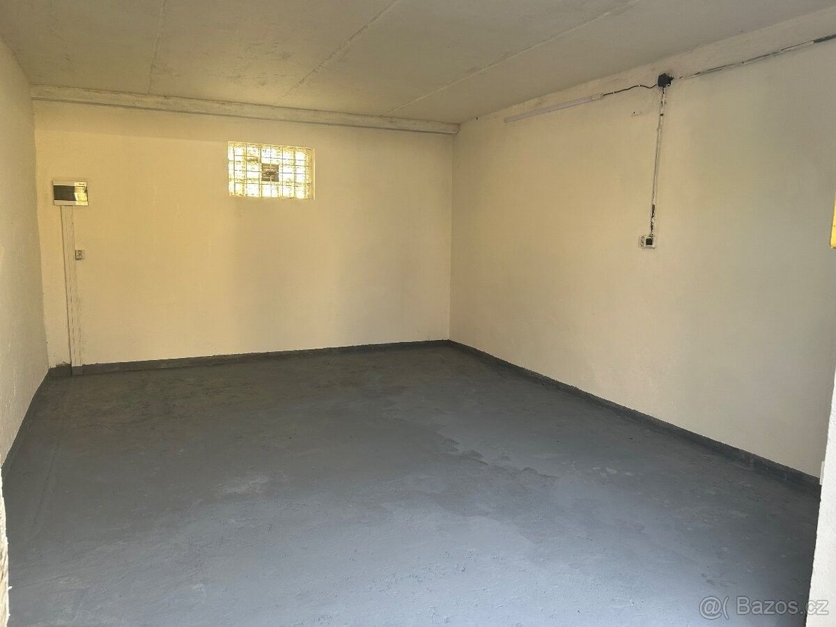 Garáže, Louka u Litvínova, 435 33