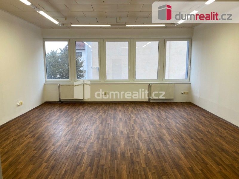 Kancelář · 38 m² · náměstí T. G. Masaryka 11, Břeclav - 3